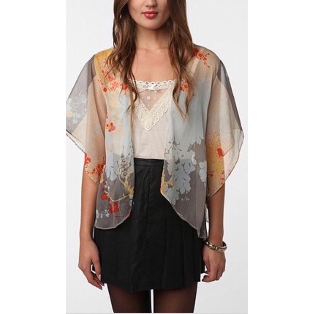 Short Spring Floral Kimono